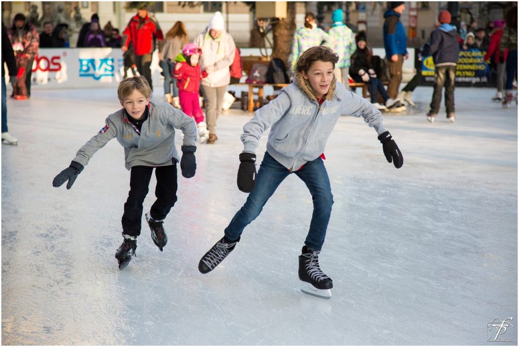 ice skating, ice-skating, skating, figure skating, winter sports, people, winter, ice, boys, teens, fun, playing, ice skating, ice skating, ice skating, ice skating, ice skating